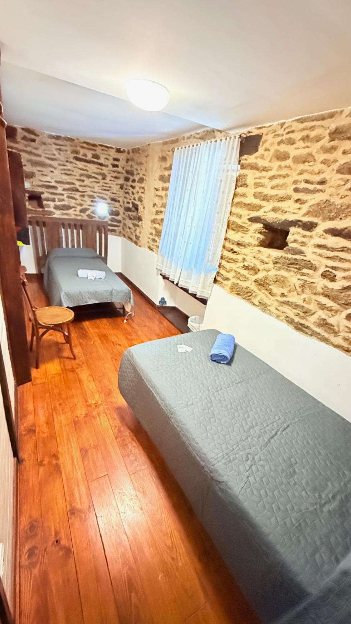 Pension Y Albergue Matias Locanda Sarria Exterior foto